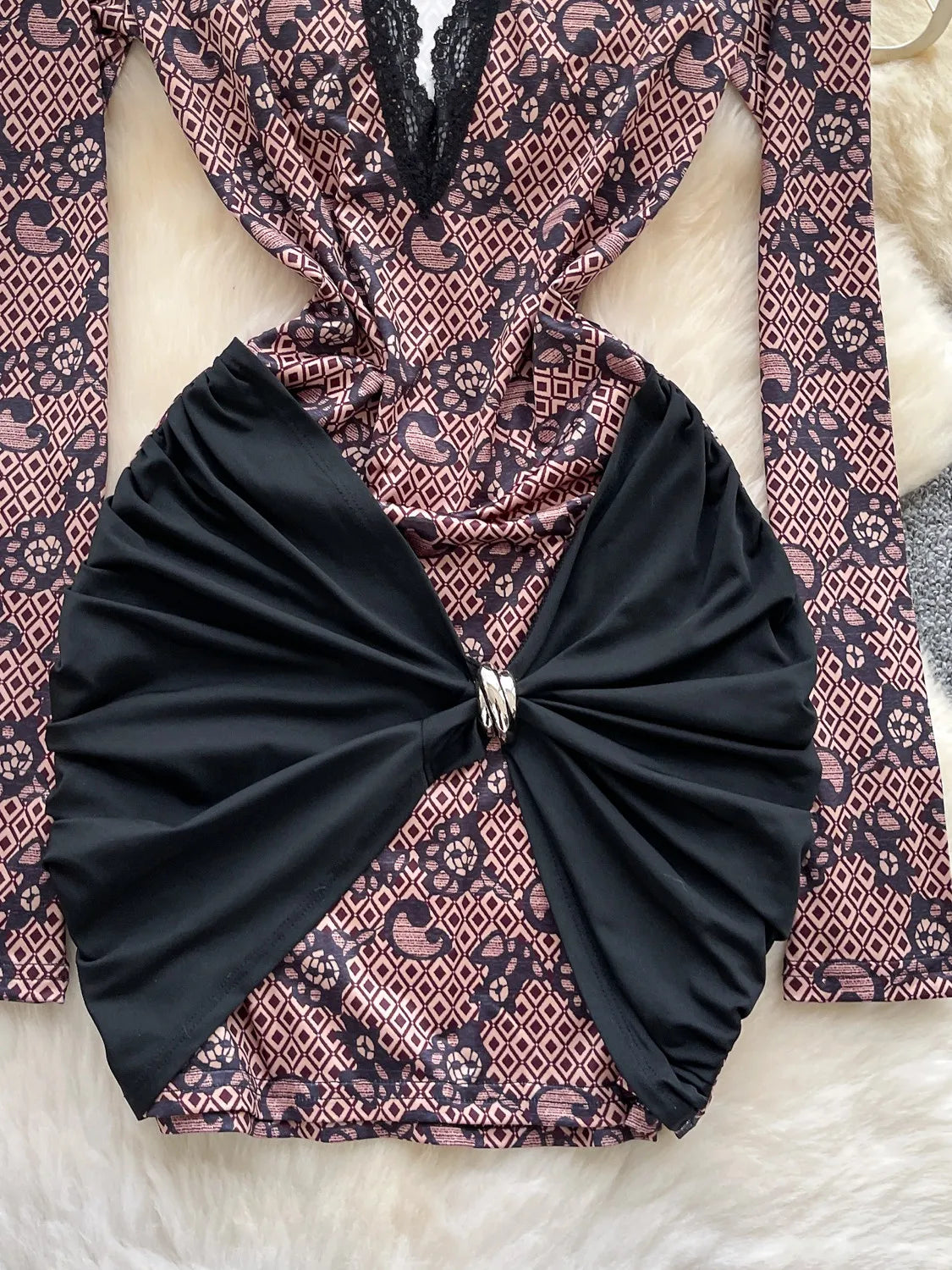 Lace Long Sleeve Bodycon Mini Dress