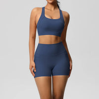 2-Piece Yoga Set – Crossover Bra & Shorts