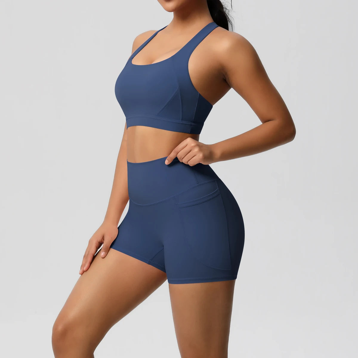 2-Piece Yoga Set – Crossover Bra & Shorts