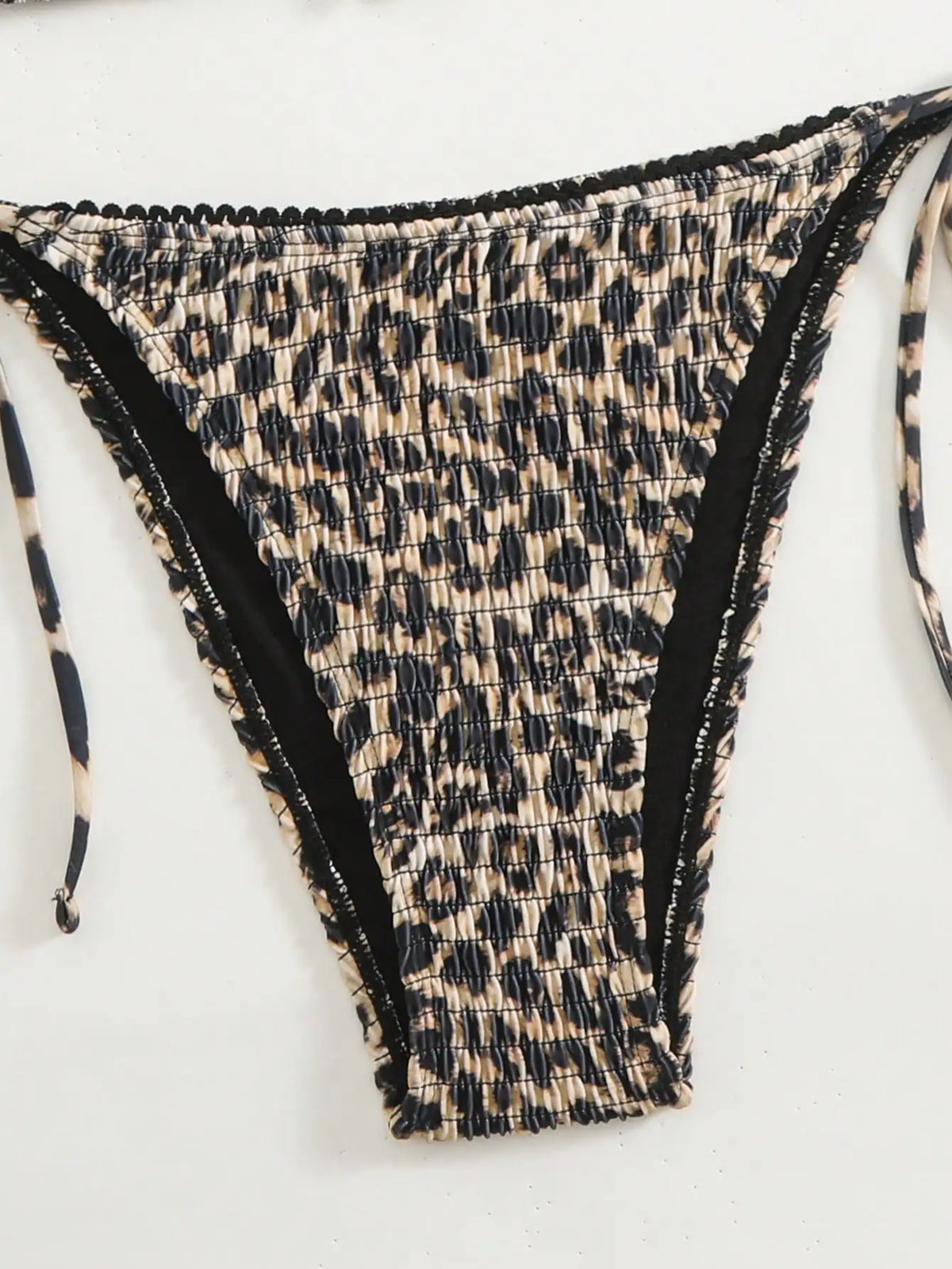 Summer beach fashion leopard print pleated metal jewelry halterneck string bikini set, suitable for vacations, festivals, beach